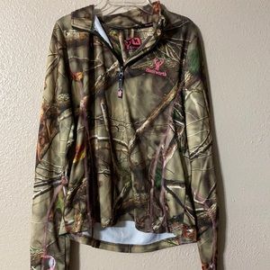 Camo pullover